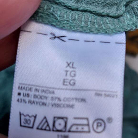 Sleeveless V-Neck Cotton Blend Blouse Size XL - Picture 7 of 7